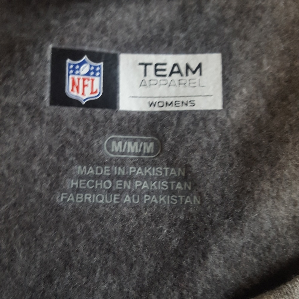 Nwt Woman's Ravens sweatshirt sz m - Picture 2 of 4